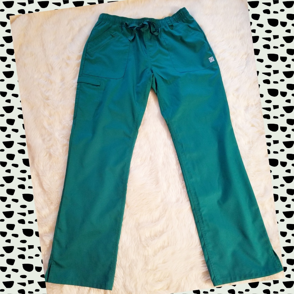 Eon Hunter green scrubs